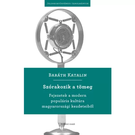 Szórakozik a tömeg